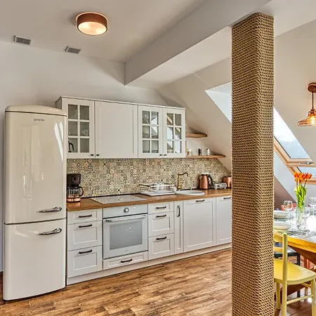 Royal Aparts Widok 800 - Z Panorama Gor 斯克拉斯卡波伦巴